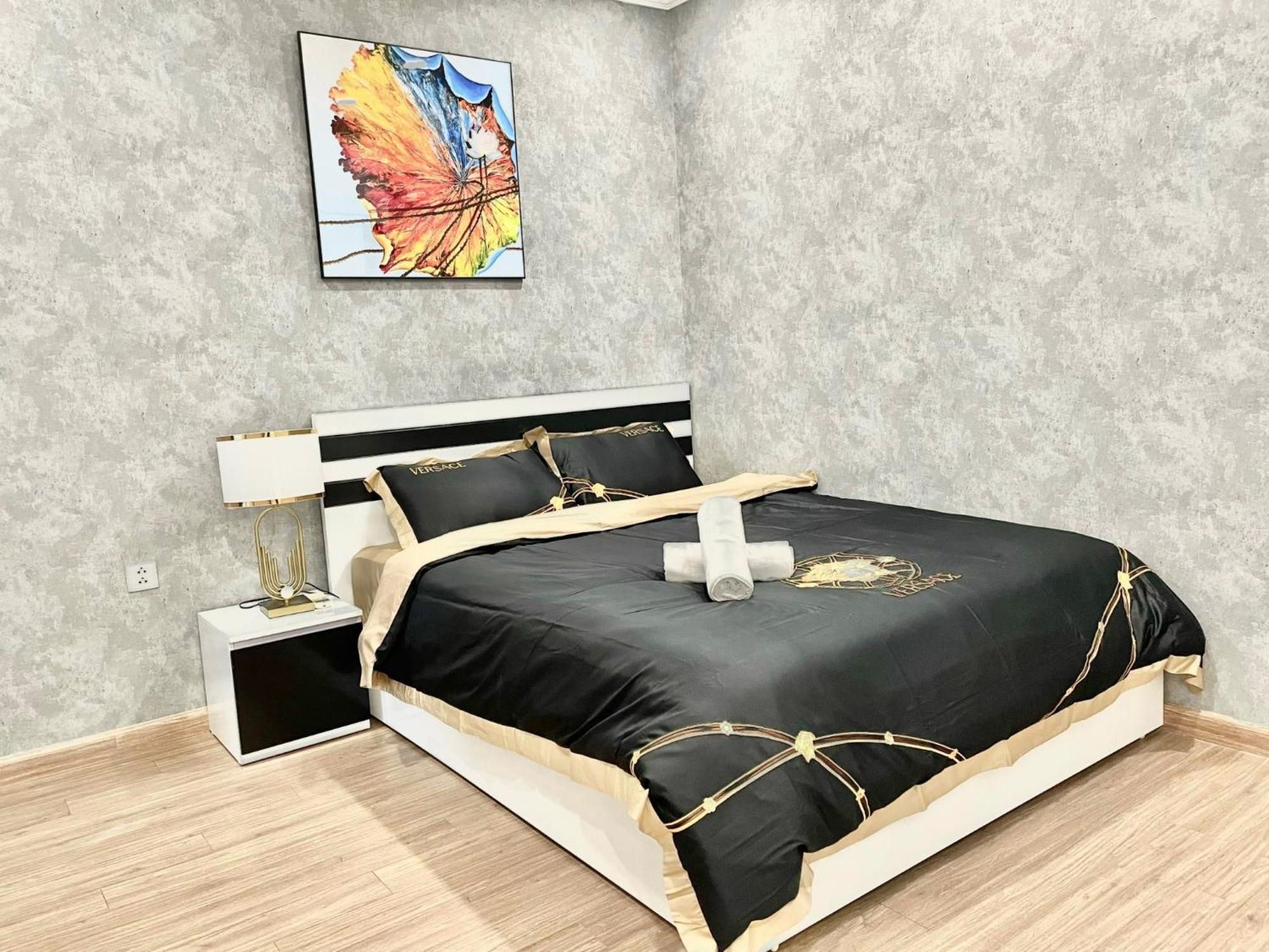 Kabi Homes - Luxury Apartment In Vinhomes Times City ハノイ市 エクステリア 写真