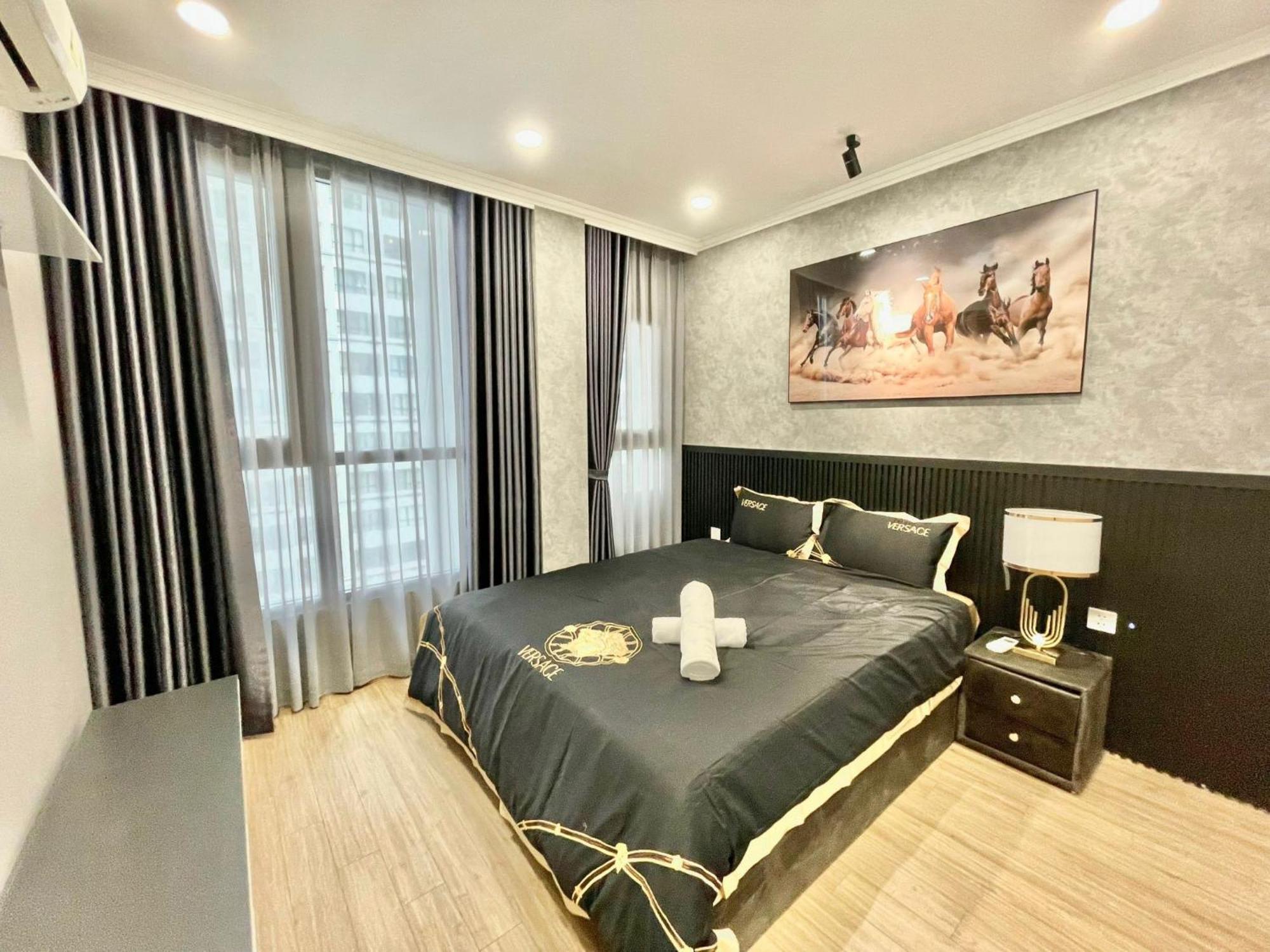 Kabi Homes - Luxury Apartment In Vinhomes Times City ハノイ市 エクステリア 写真